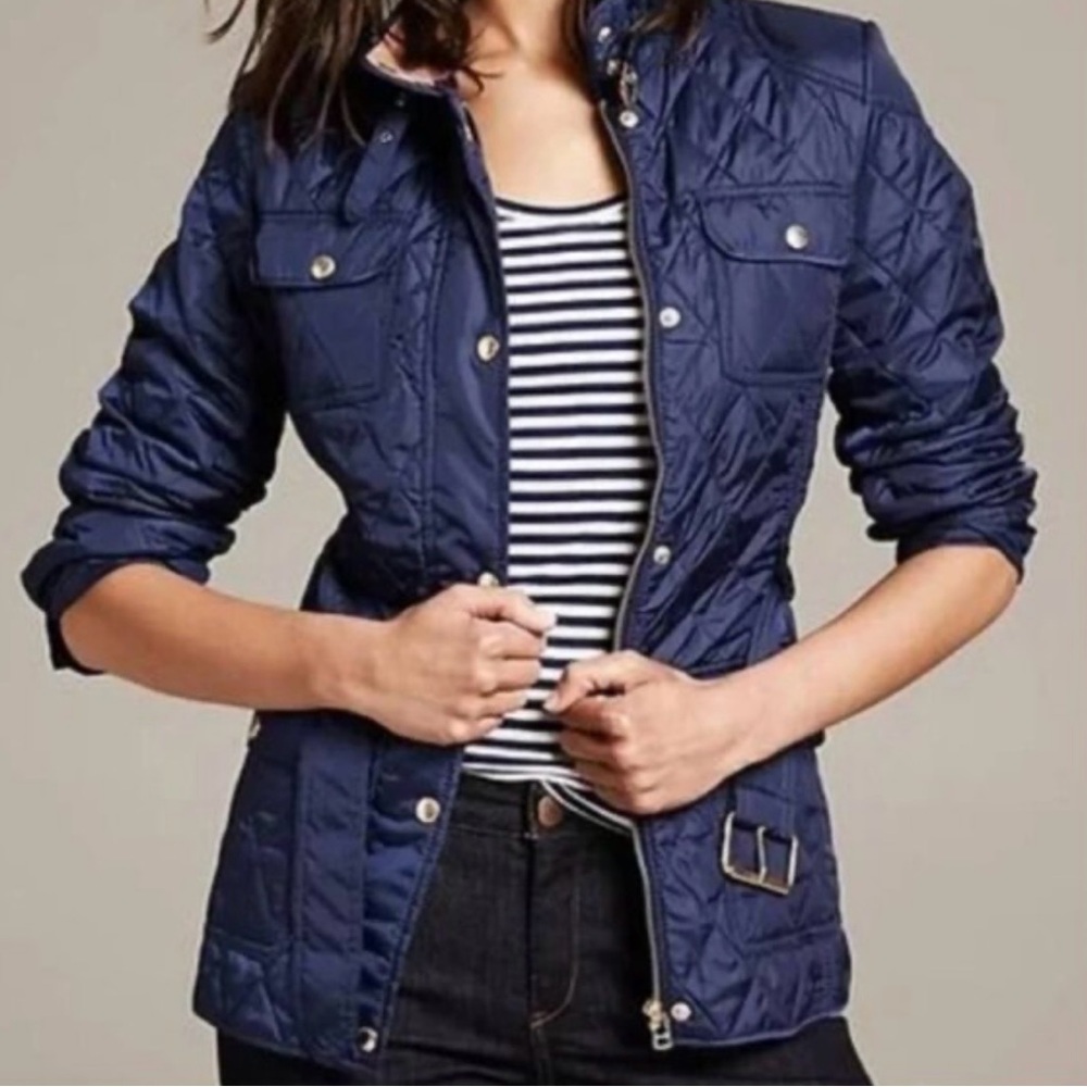 Banana Republic navy quilted jacket